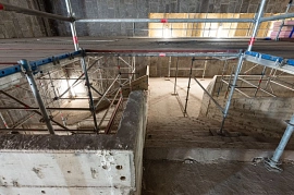11.02.2021: Blick auf Treppe und Galerie