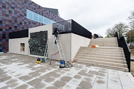 14.04.2022: Montage des Terrassengeländers